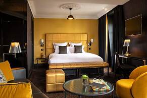 First Hotel Paris Tour Eiffel