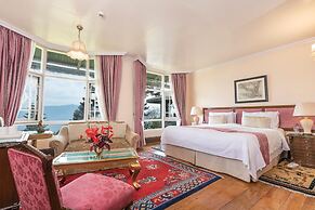 The Elgin Silver Oaks, Kalimpong