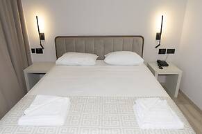 Elina Hotel Apartments
