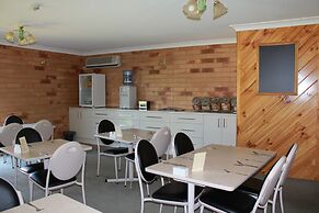 North Parkes Motel