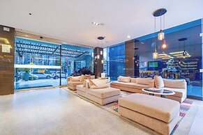 One Sixteen Hotel