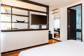 One Sixteen Hotel