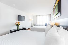 One Sixteen Hotel