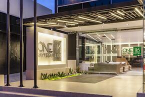 One Sixteen Hotel