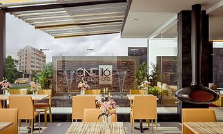 One Sixteen Hotel