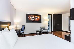 One Sixteen Hotel