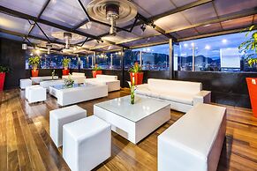 One Sixteen Hotel