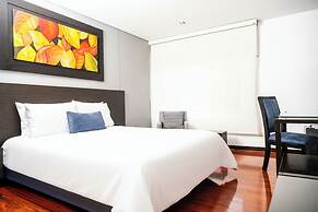 One Sixteen Hotel