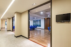 One Sixteen Hotel