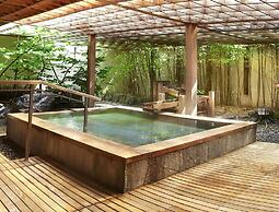 Hanabishi Hotel