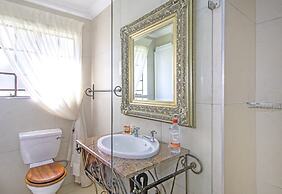 Afrique Boutique Hotel O.R. Tambo