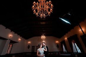 Hotel Monasterio