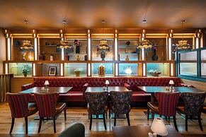 Raheen Woods Hotel
