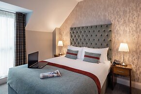 Raheen Woods Hotel