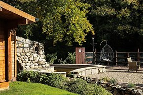Tudor Lodge
