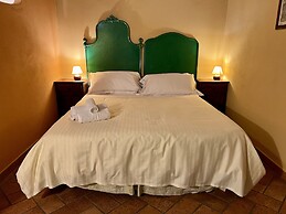 Le Serre Suites & Apartments