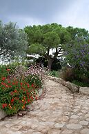 Artemisia Resort