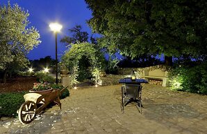 Artemisia Resort