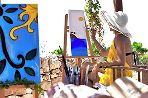 Artemisia Resort
