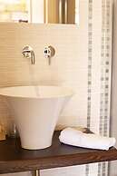 Artemisia Resort