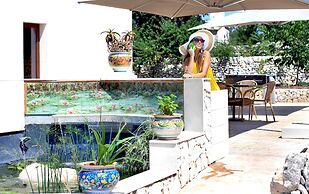 Artemisia Resort