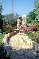Artemisia Resort