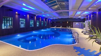 Riverside Park Hotel and Leisure Club