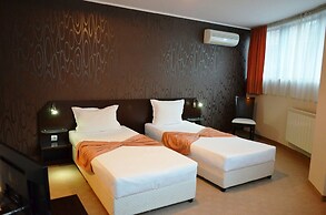 Hotel Riverside