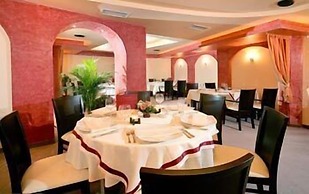 Hotel Riverside