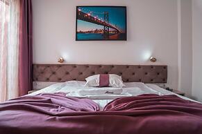 Hotel Alexis