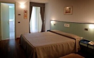Deco Hotel