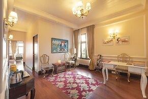 The Elgin Mount Pandim - A Heritage Resort & Spa