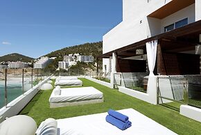 Palladium Hotel Cala Llonga - Adults Only