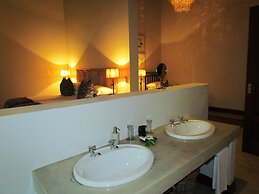 Buhala Lodge