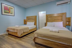 Airport Suites Hotel