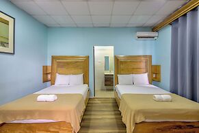 Airport Suites Hotel