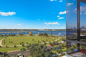 Aqualine Apartments