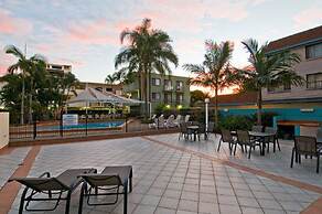 Aqualine Apartments