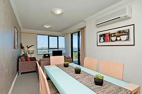 Aqualine Apartments