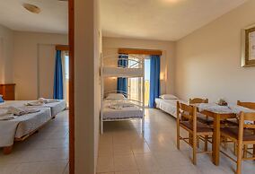 Danelis Studios and Apartments