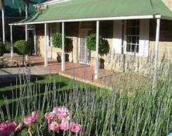 Yamkela Guest House