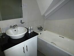 Yamkela Guest House