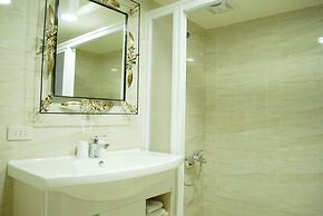 Ying Zhen Hotel