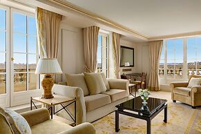 Shangri-La Paris