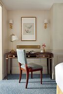 Shangri-La Paris