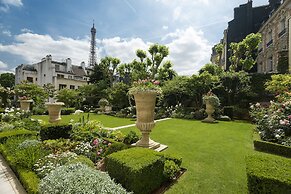 Shangri-La Paris