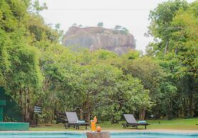 Sigiriya Village