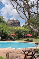 Sigiriya Village