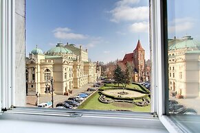 P&J Apartments