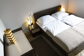 P&J Apartments
